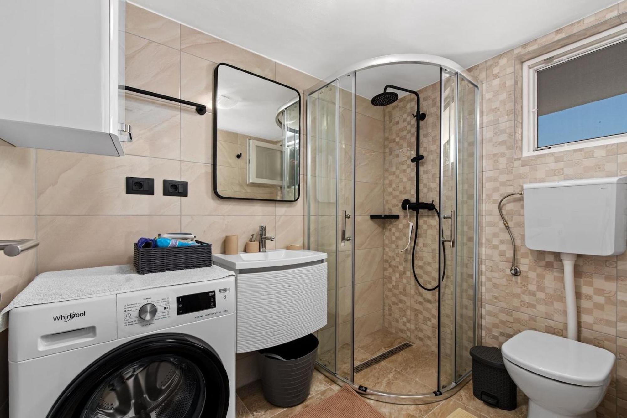Holiday Home Sea Premantura Luaran gambar